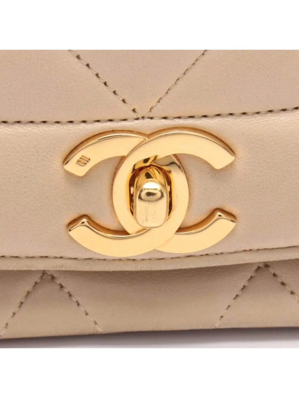 Chanel Shoulder Bag Quilted Diana Flap Light Beige Lambskin Chain